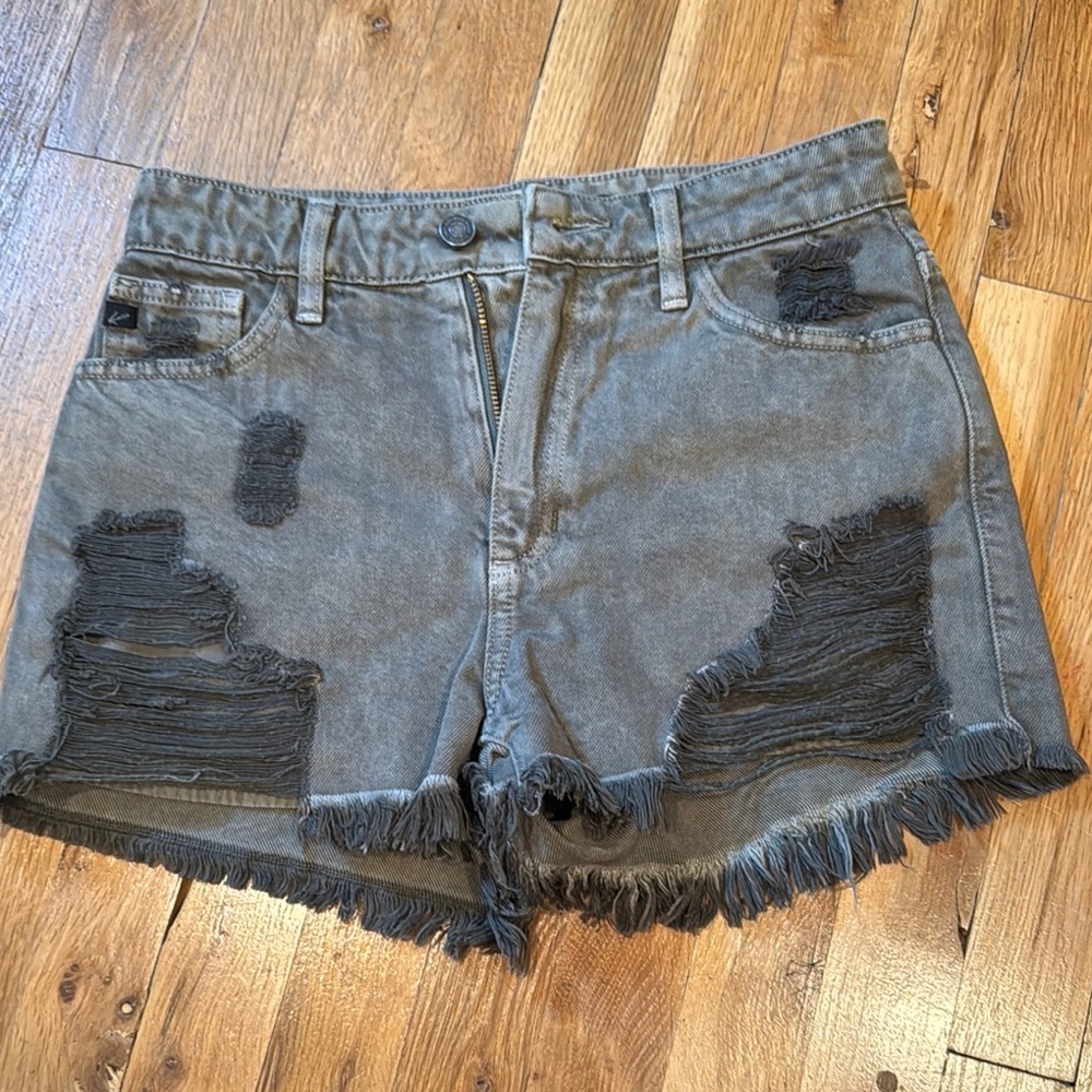 KanCan Distressed green Denim Shorts sz xs